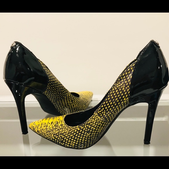G by GUESS FELISITY Yellow and Black Heels - Picture 8 of 13